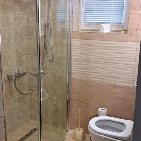 Modern And Old Base Apartamento